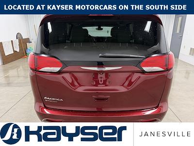 Used 2017 Chrysler Pacifica Touring Minivan for sale #26351A - photo 1