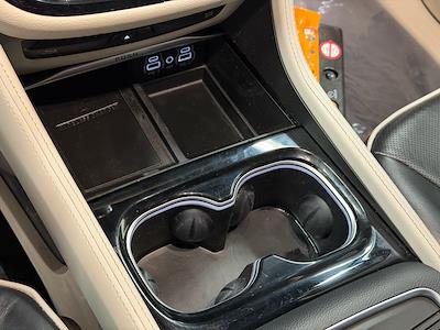 Used 2022 Chrysler Pacifica - photo 1