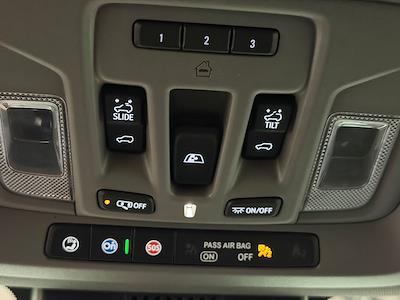 Used 2024 Chevrolet Silverado 2500 - photo 1