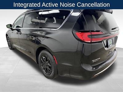 2022 Chrysler Pacifica FWD Minivan for sale #KL450A - photo 2