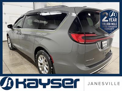 Used 2022 Chrysler Pacifica Touring L Minivan for sale #W251061B - photo 2
