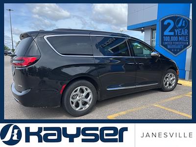 2023 Chrysler Pacifica FWD Minivan for sale #25806A - photo 2