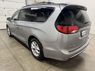 2020 Chrysler Pacifica FWD Minivan for sale #KL240 - photo 2