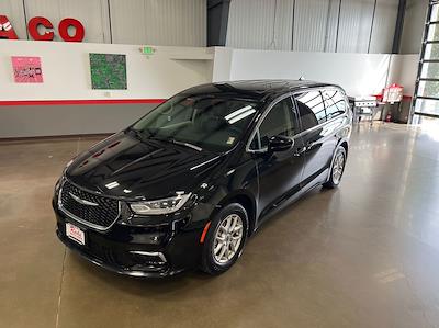 Used 2023 Chrysler Pacifica Touring L Minivan for sale #2024-397 - photo 1
