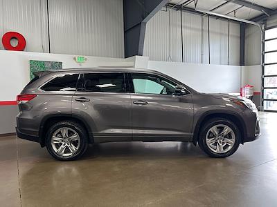 Used 2019 Toyota Highlander Limited AWD SUV for sale #2024-630 - photo 2