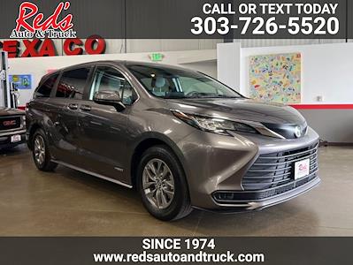 Used 2021 Toyota Sienna LE Minivan for sale #2025-236 - photo 1
