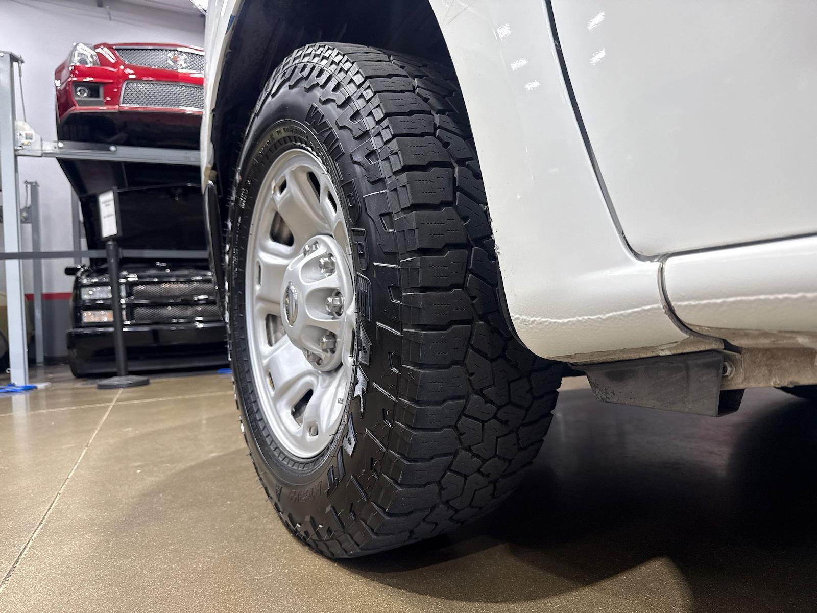 Used 2020 Nissan NV HD - photo 110