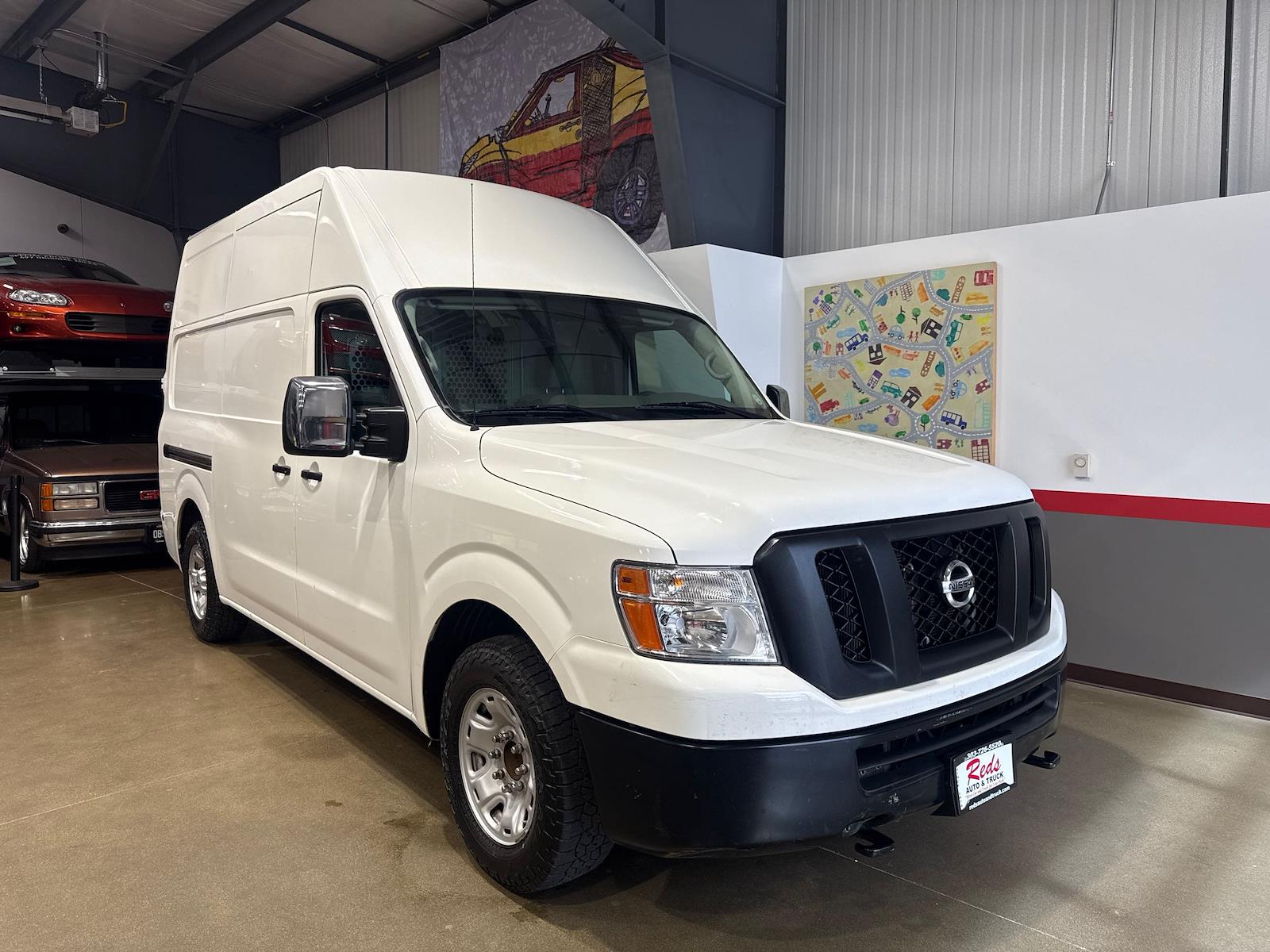 Used 2020 Nissan NV HD - photo 18