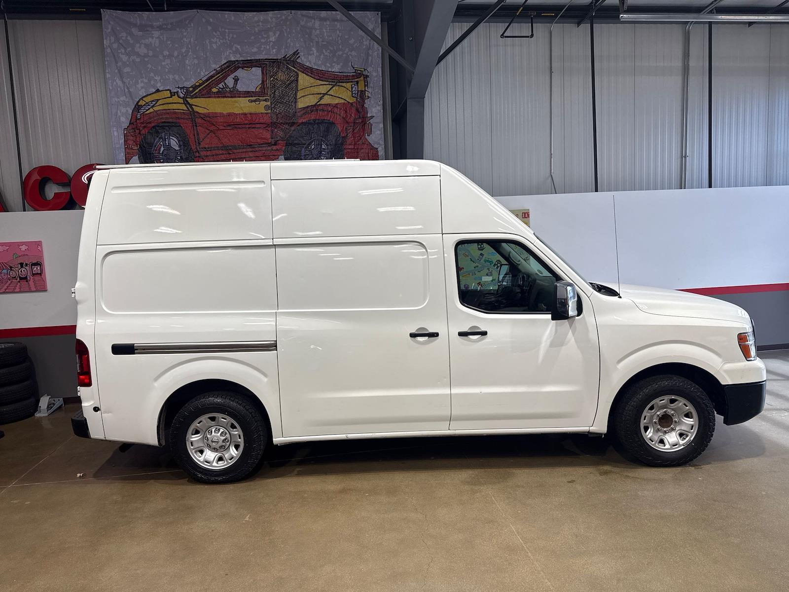 Used 2020 Nissan NV HD - photo 19