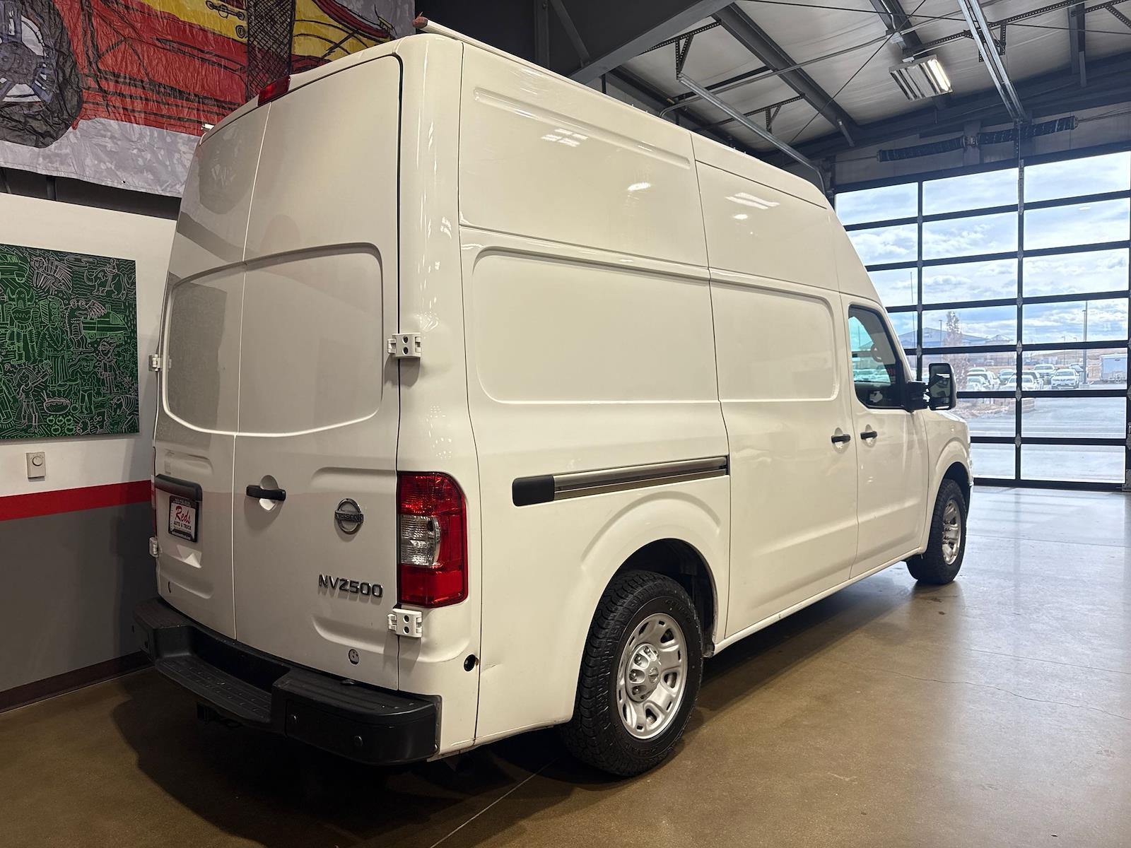 Used 2020 Nissan NV HD - photo 2