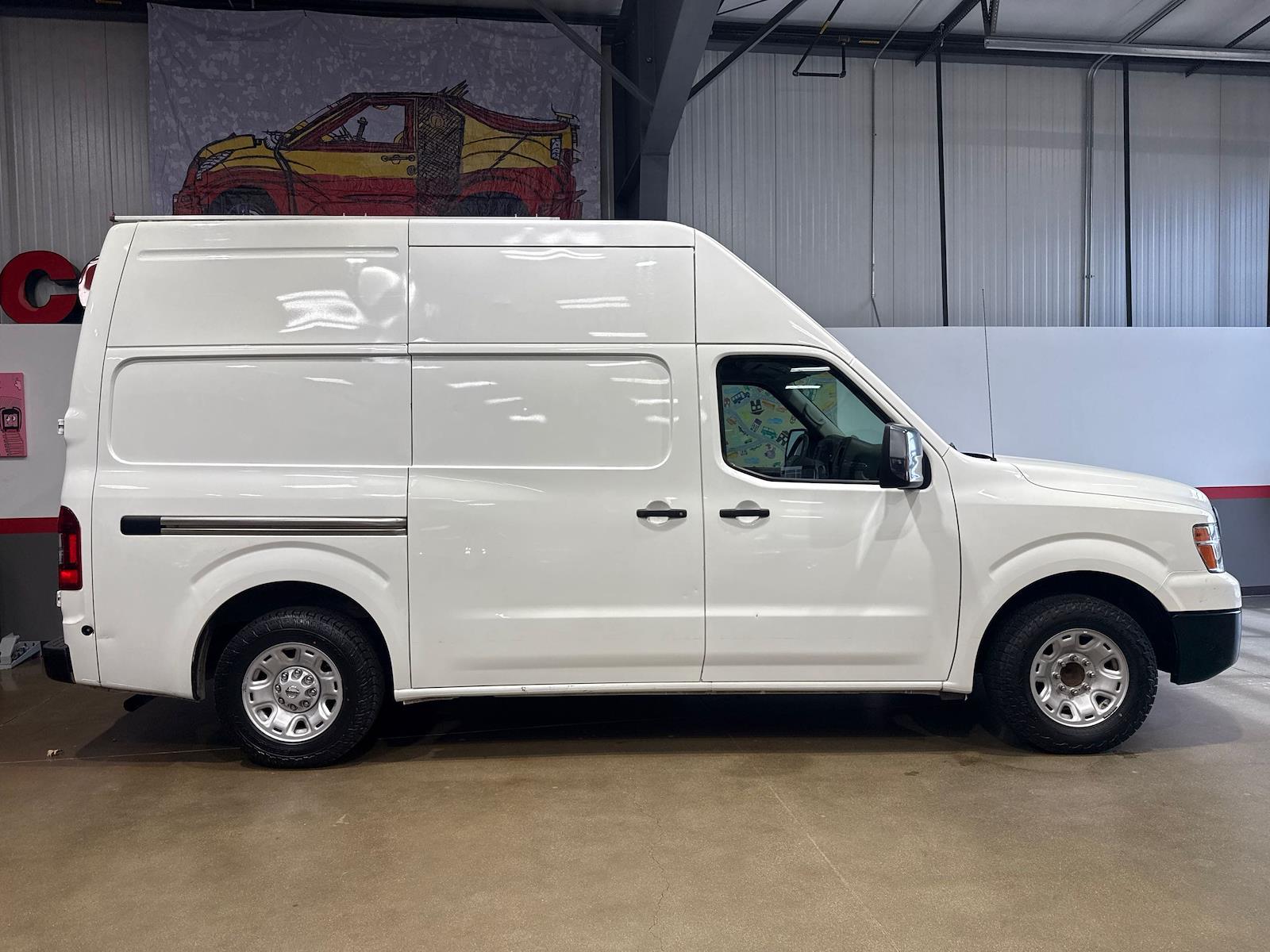 Used 2020 Nissan NV HD - photo 6