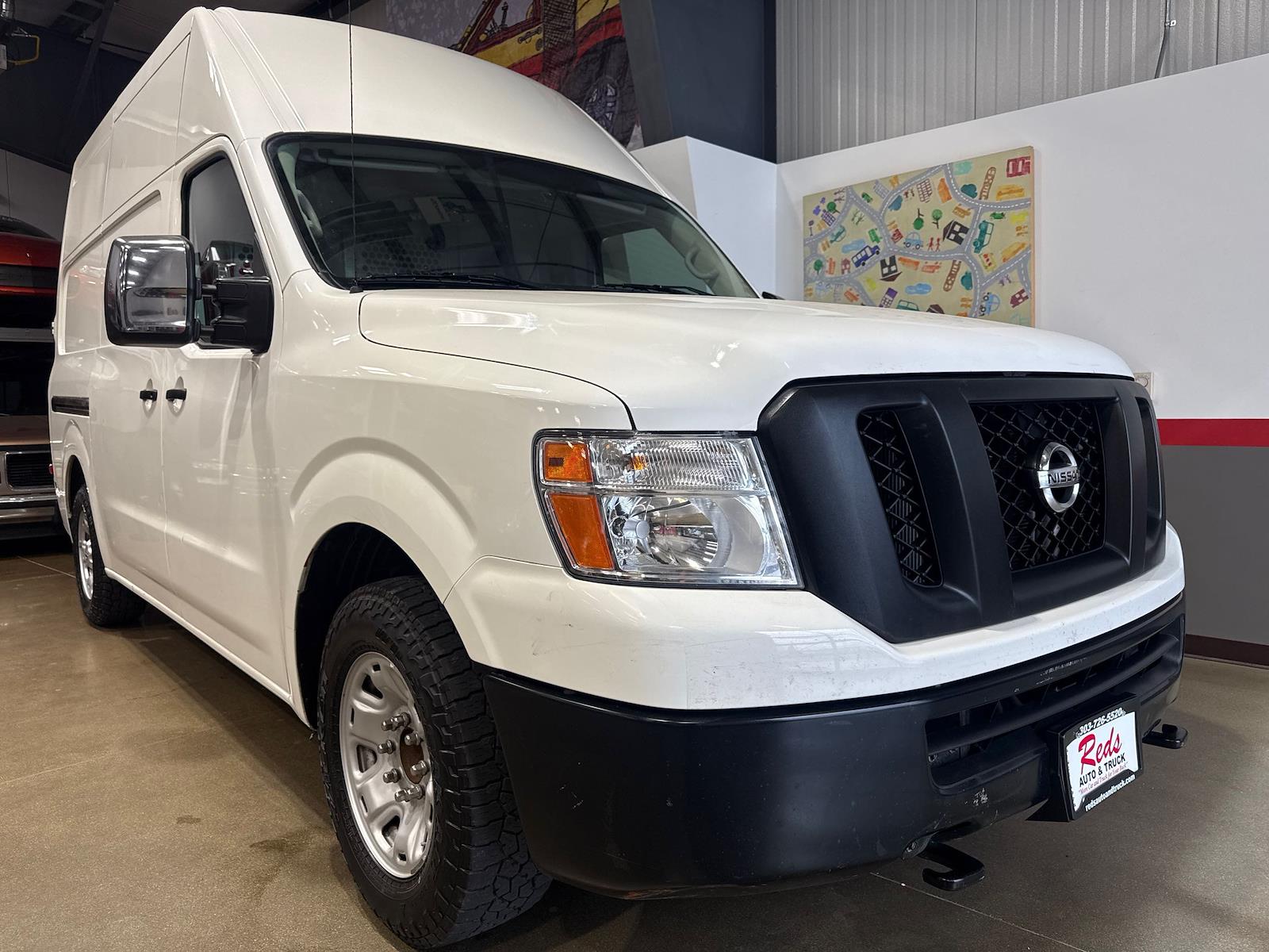 Used 2020 Nissan NV HD - photo 34