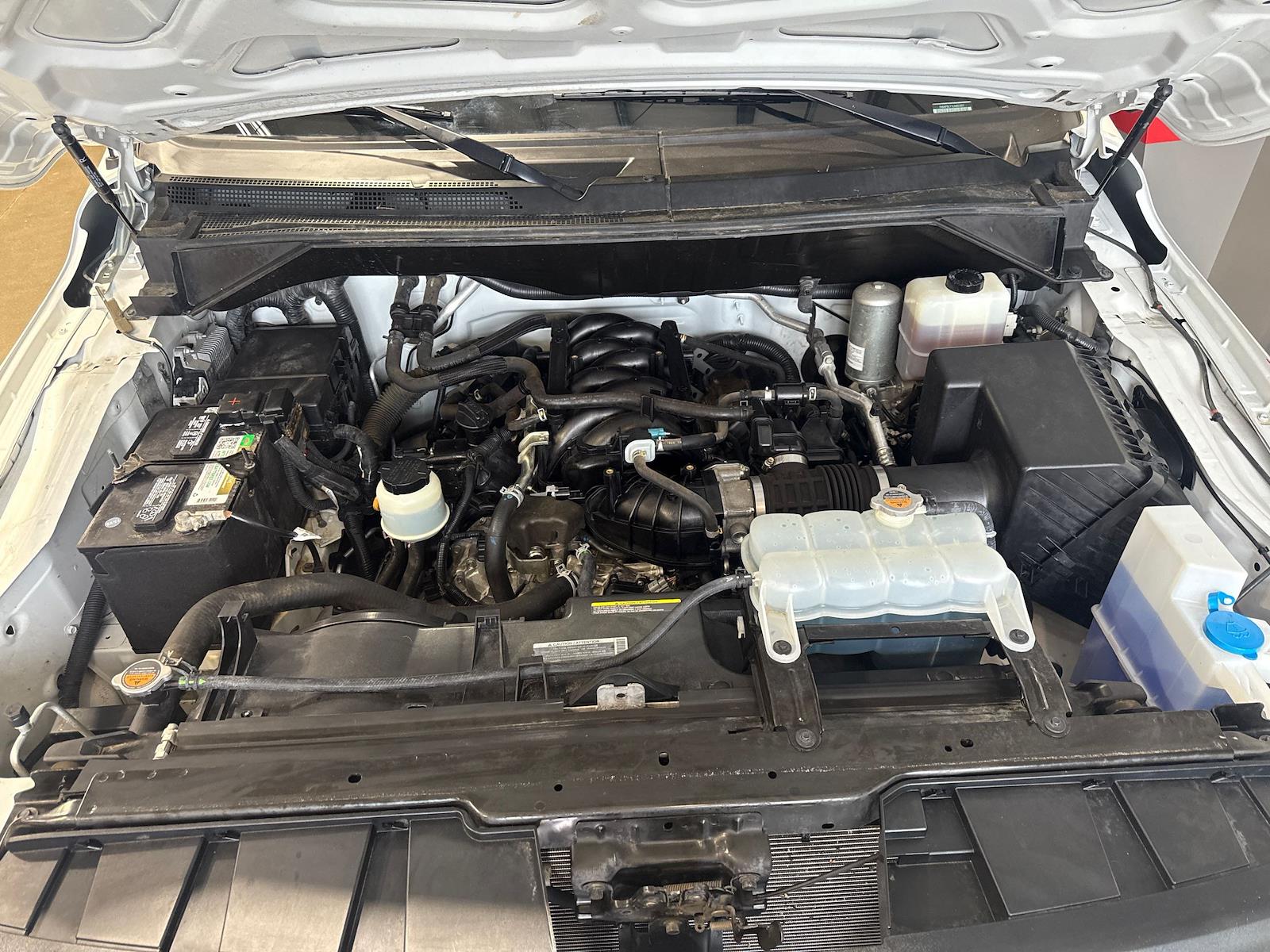 Used 2020 Nissan NV HD - photo 41