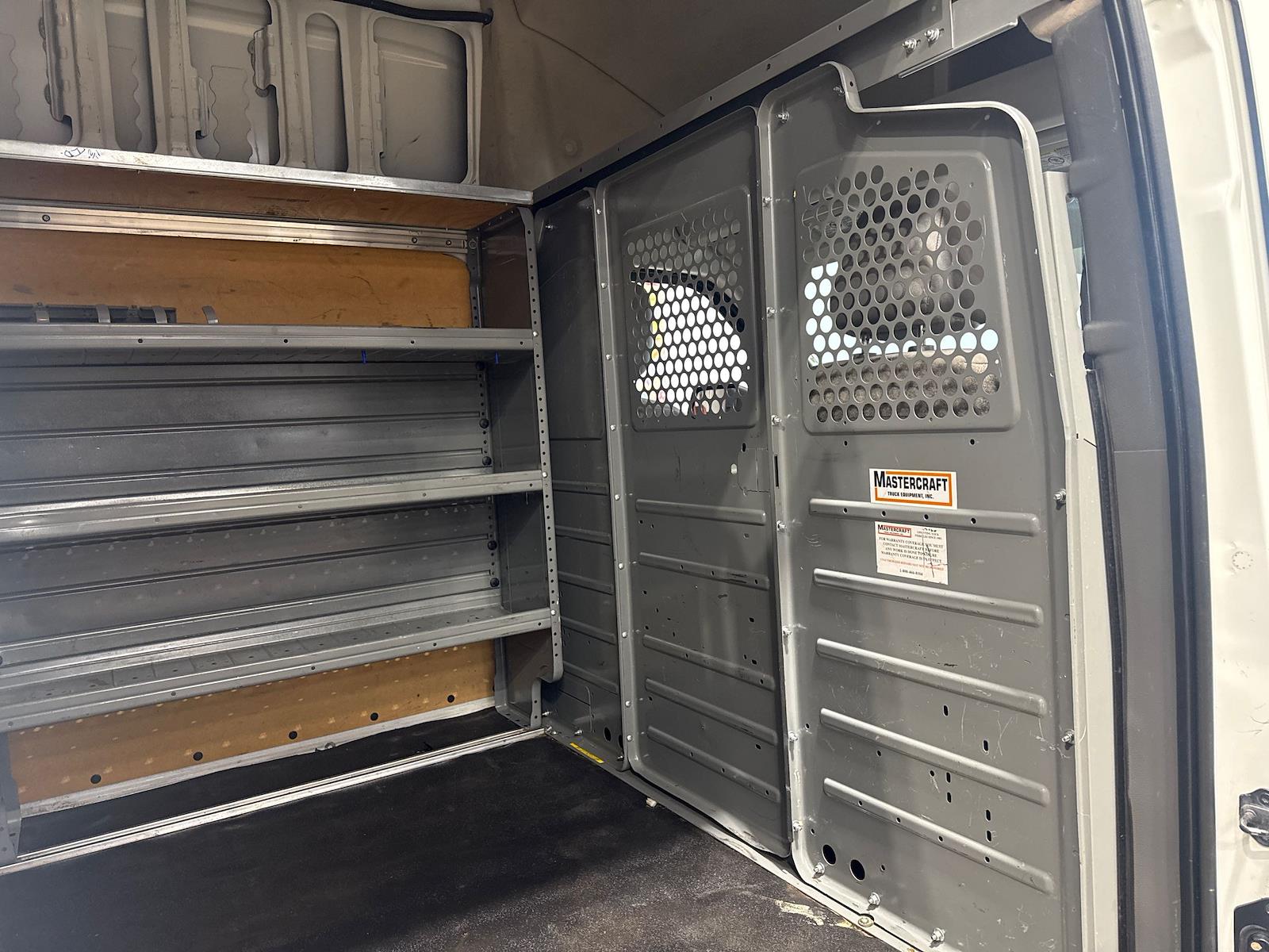 Used 2020 Nissan NV HD - photo 56
