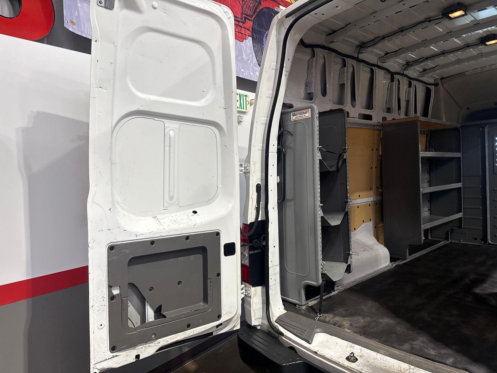 Used 2020 Nissan NV HD - photo 64