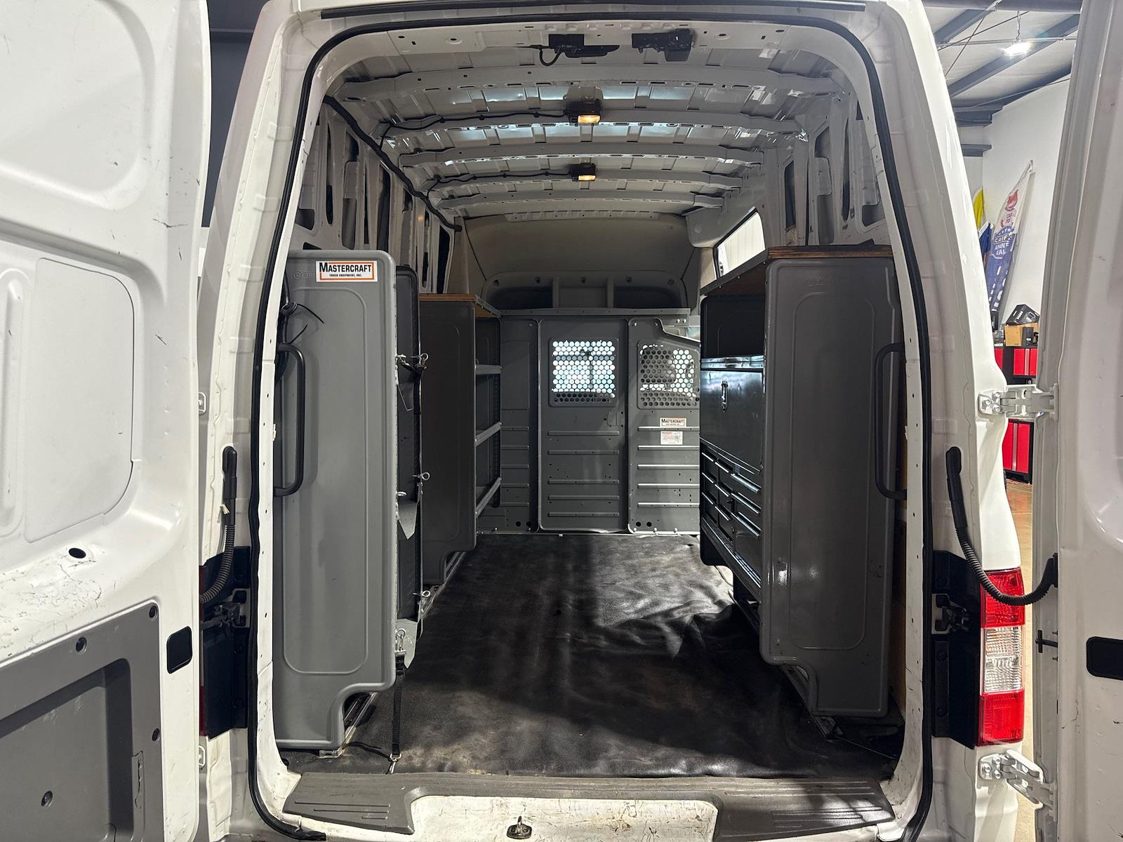 Used 2020 Nissan NV HD - photo 67