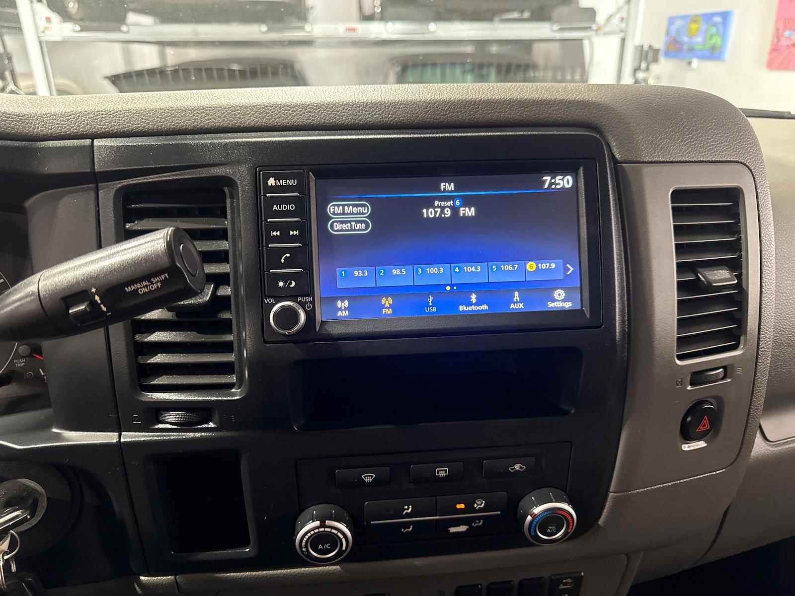 Used 2020 Nissan NV HD - photo 77