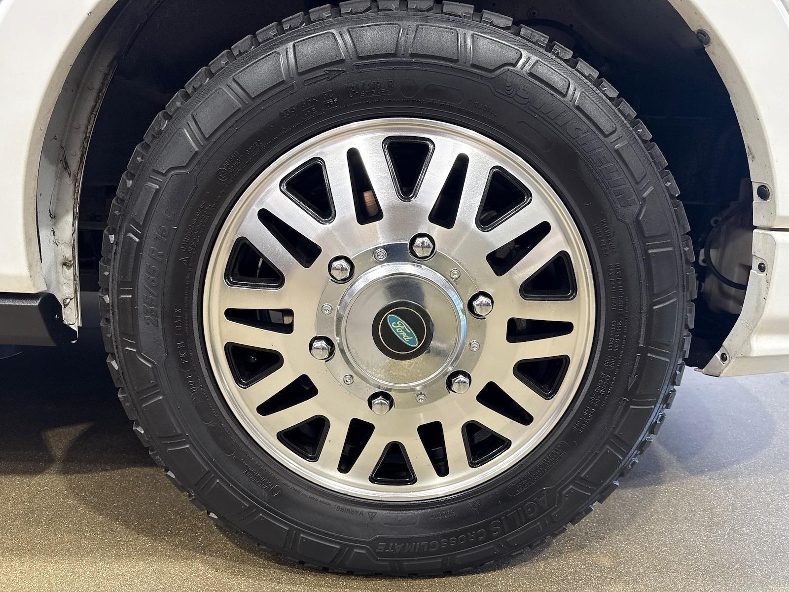 Used 2023 Ford Transit 150 - photo 60