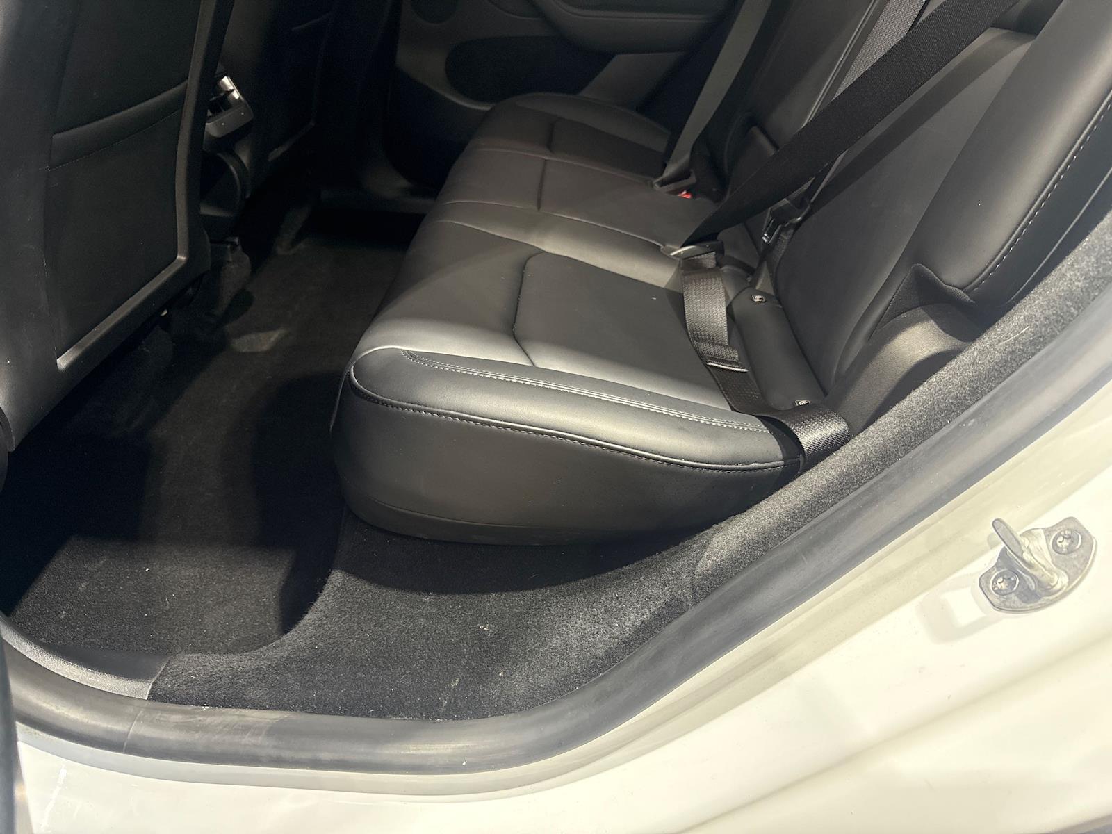 Used 2023 Tesla Model Y - photo 107