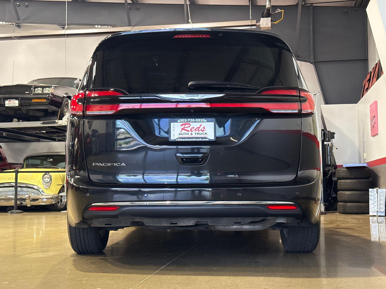 Used 2023 Chrysler Pacifica - photo 115