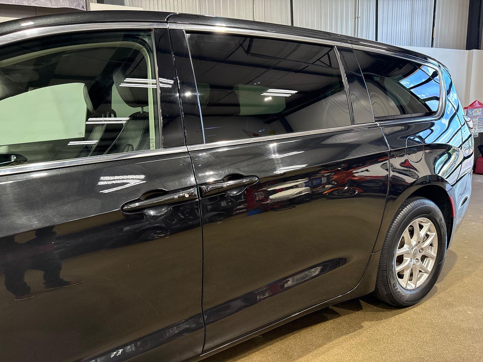Used 2023 Chrysler Pacifica - photo 129