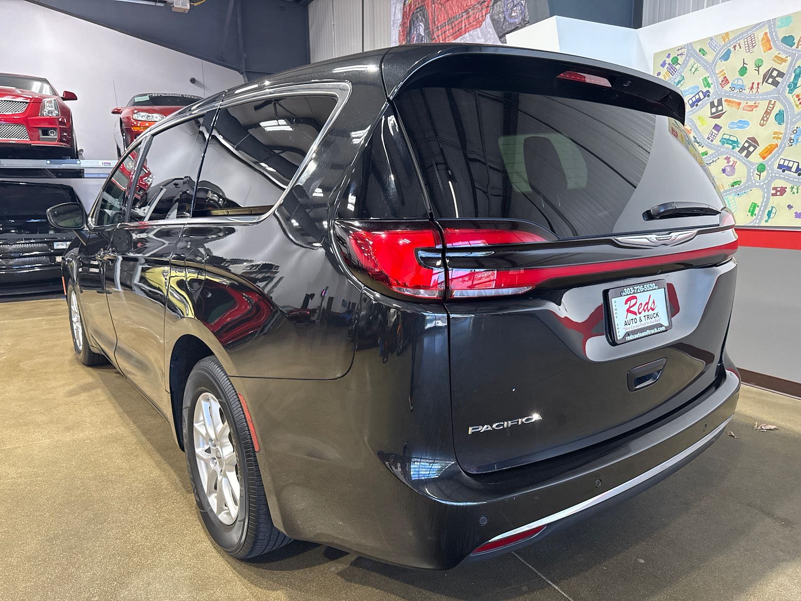Used 2023 Chrysler Pacifica - photo 135