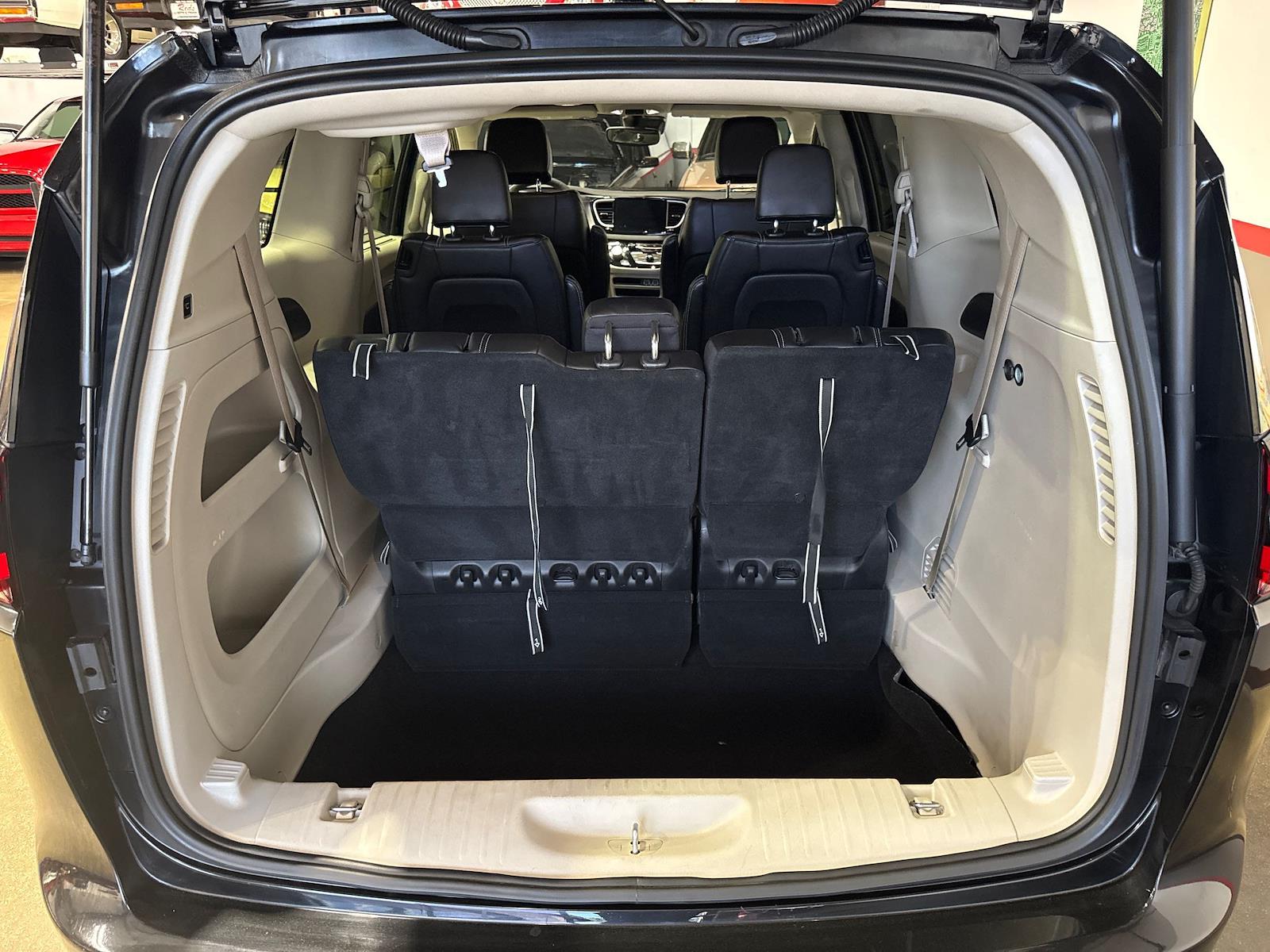Used 2023 Chrysler Pacifica - photo 149