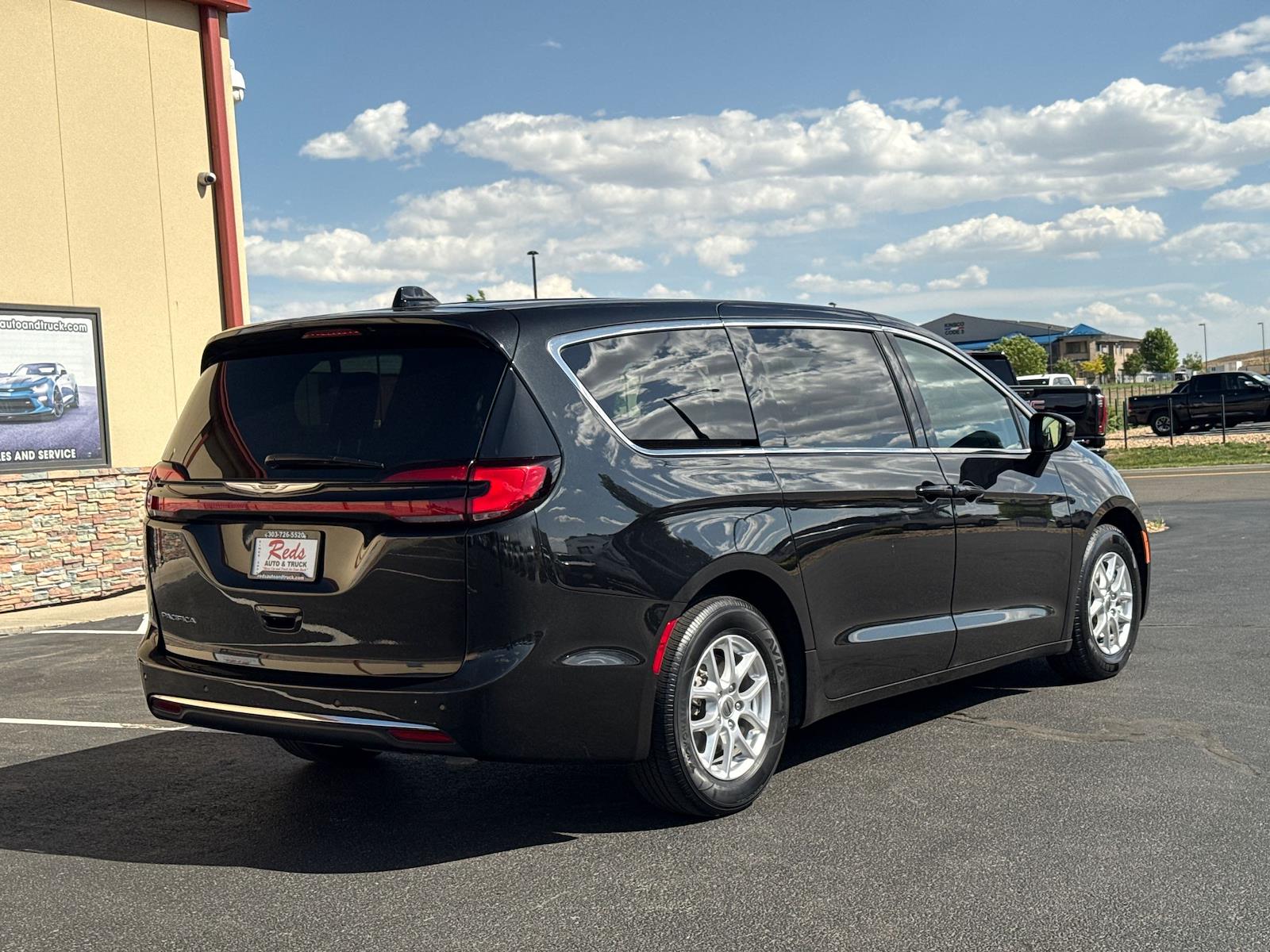 Used 2023 Chrysler Pacifica - photo 158