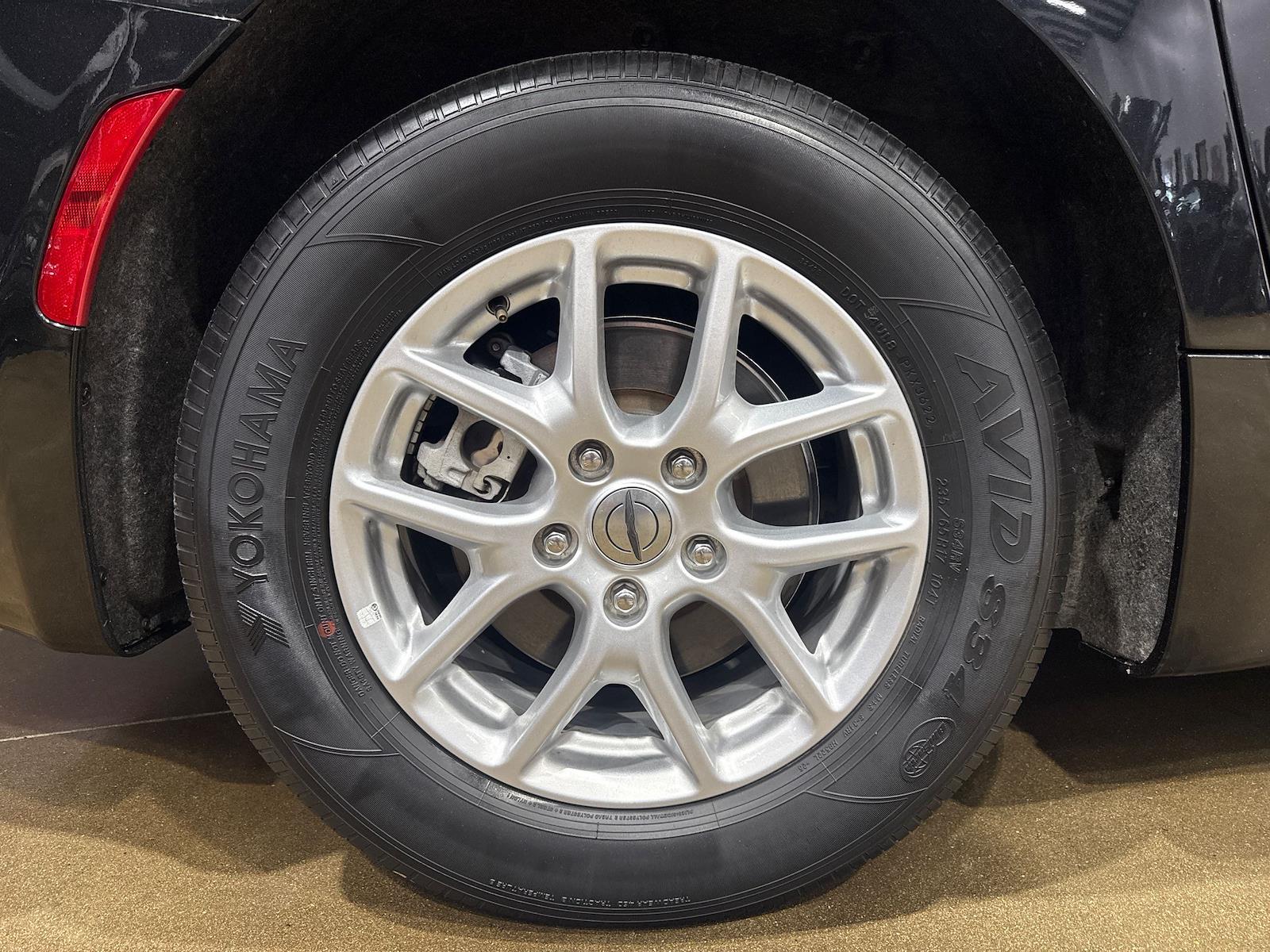 Used 2023 Chrysler Pacifica - photo 32