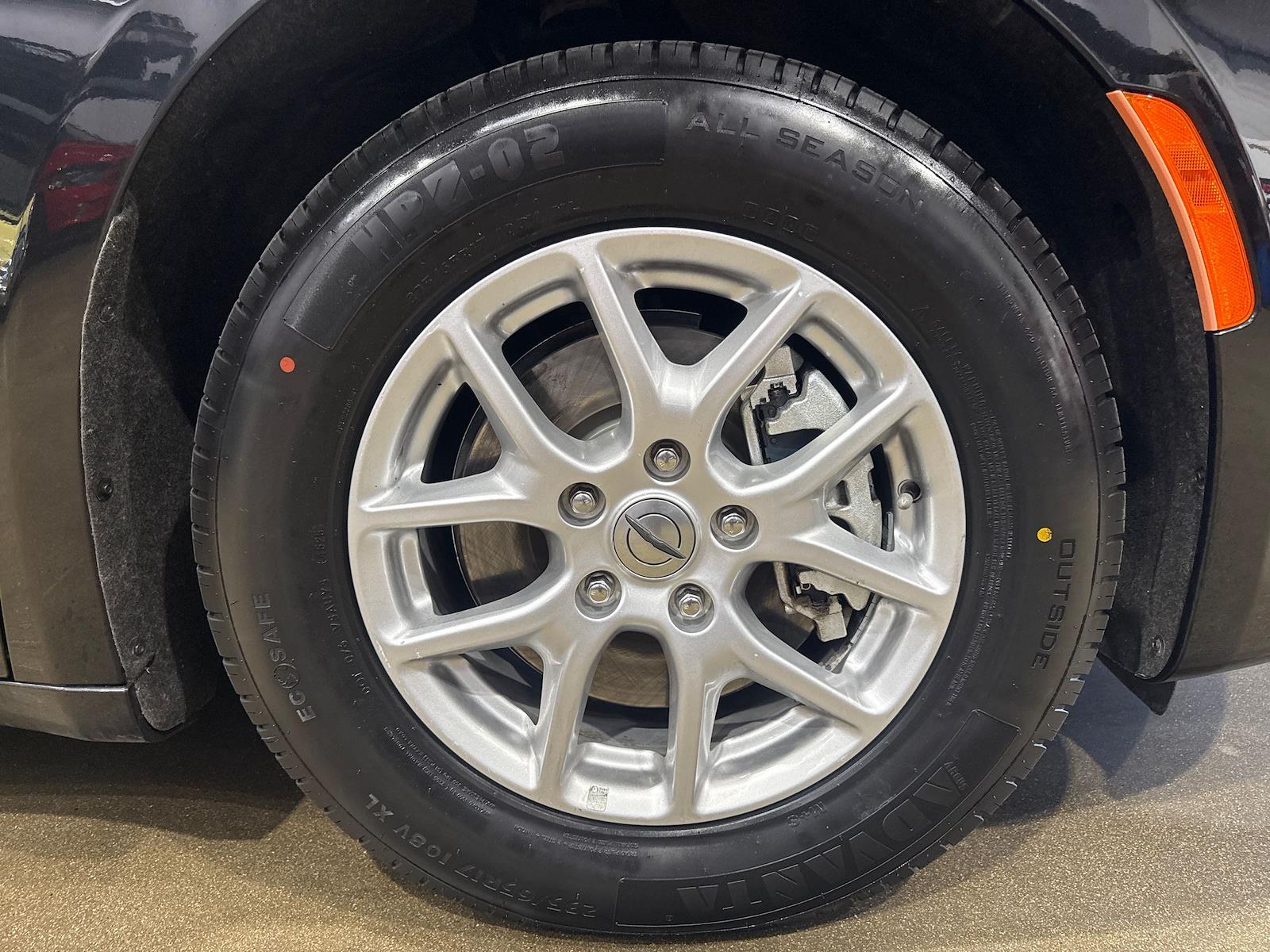 Used 2023 Chrysler Pacifica - photo 42