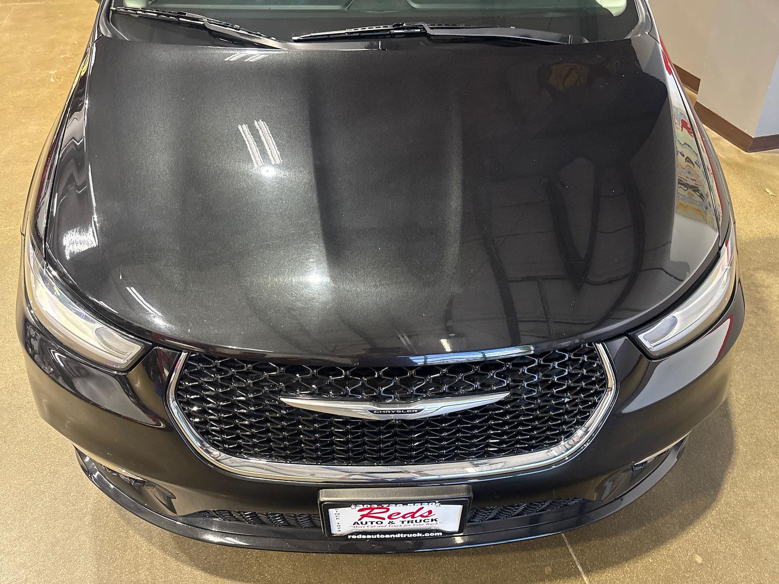 Used 2023 Chrysler Pacifica - photo 45