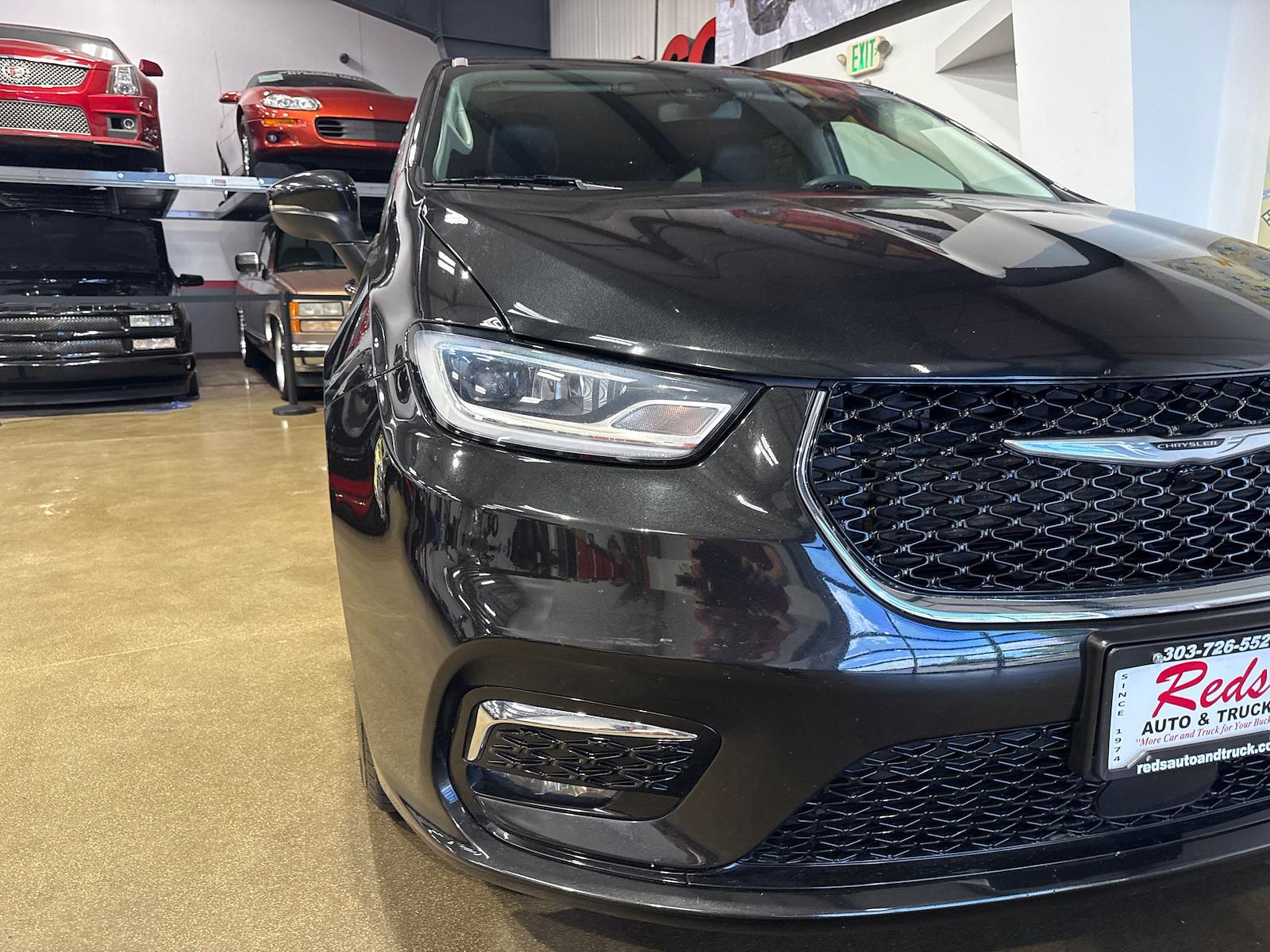 Used 2023 Chrysler Pacifica - photo 55