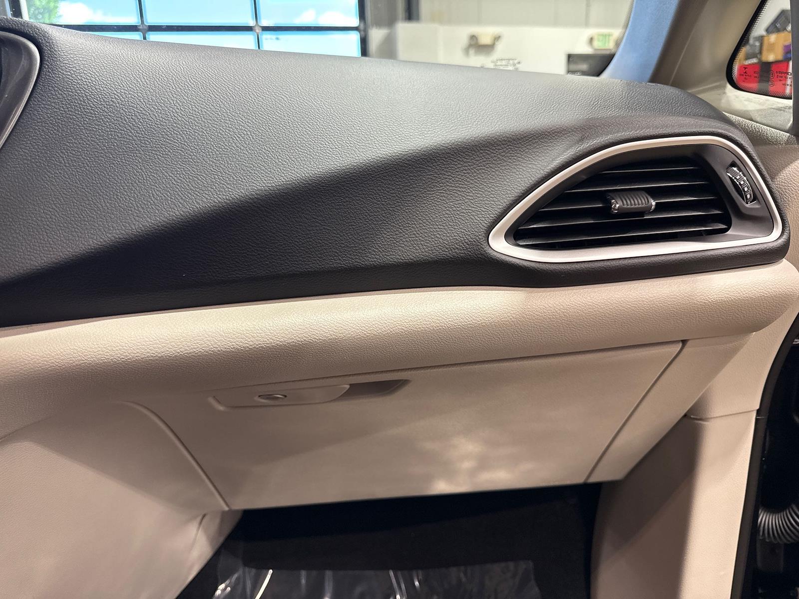 Used 2023 Chrysler Pacifica - photo 62