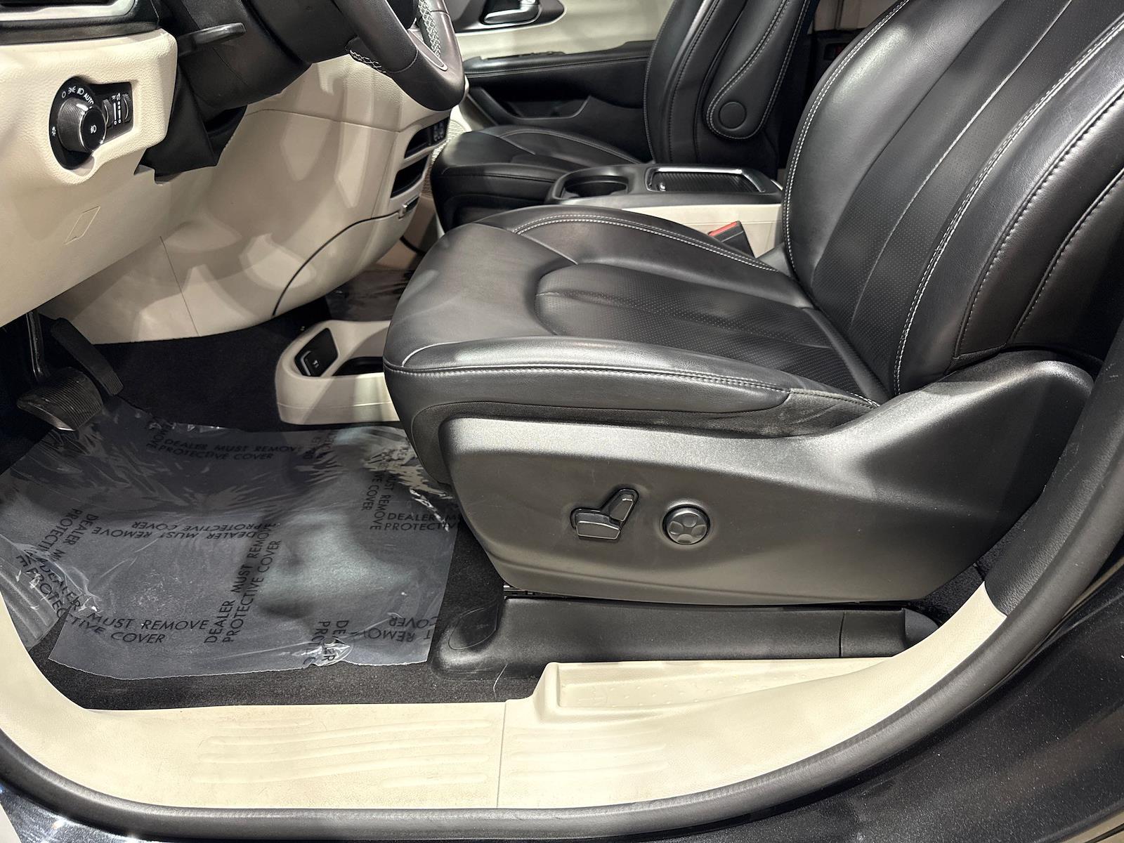 Used 2023 Chrysler Pacifica - photo 83