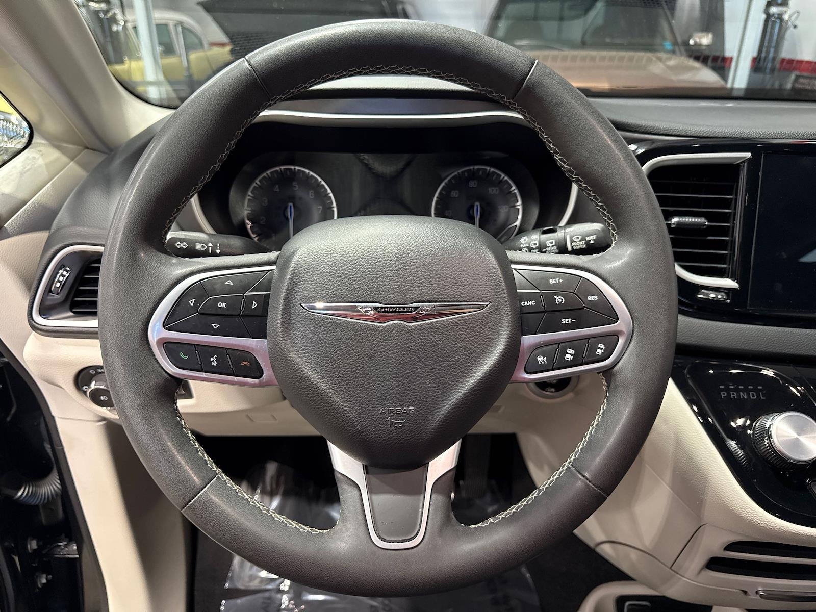 Used 2023 Chrysler Pacifica - photo 85