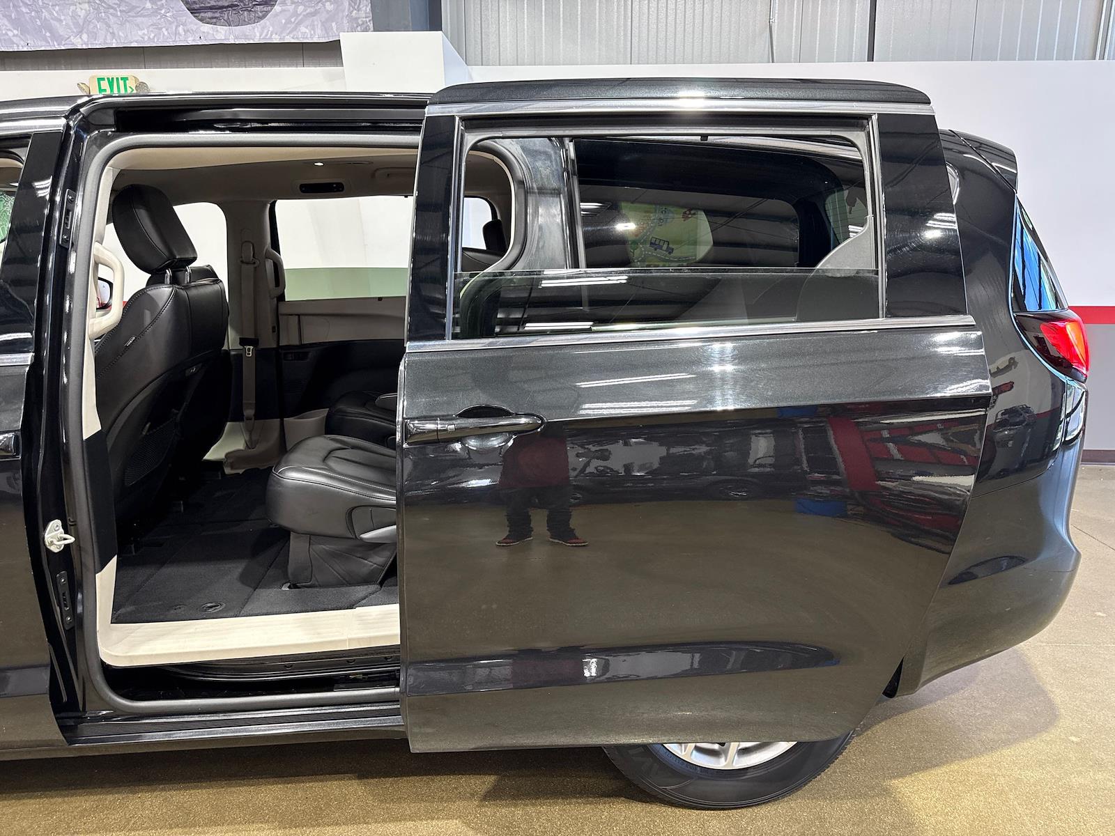 Used 2023 Chrysler Pacifica - photo 98