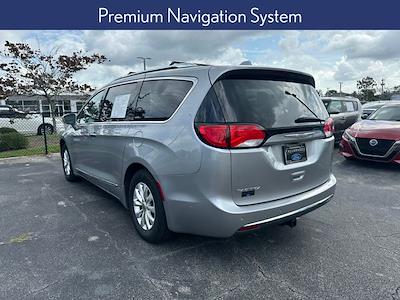 2018 Chrysler Pacifica FWD Minivan for sale #A25570A - photo 2