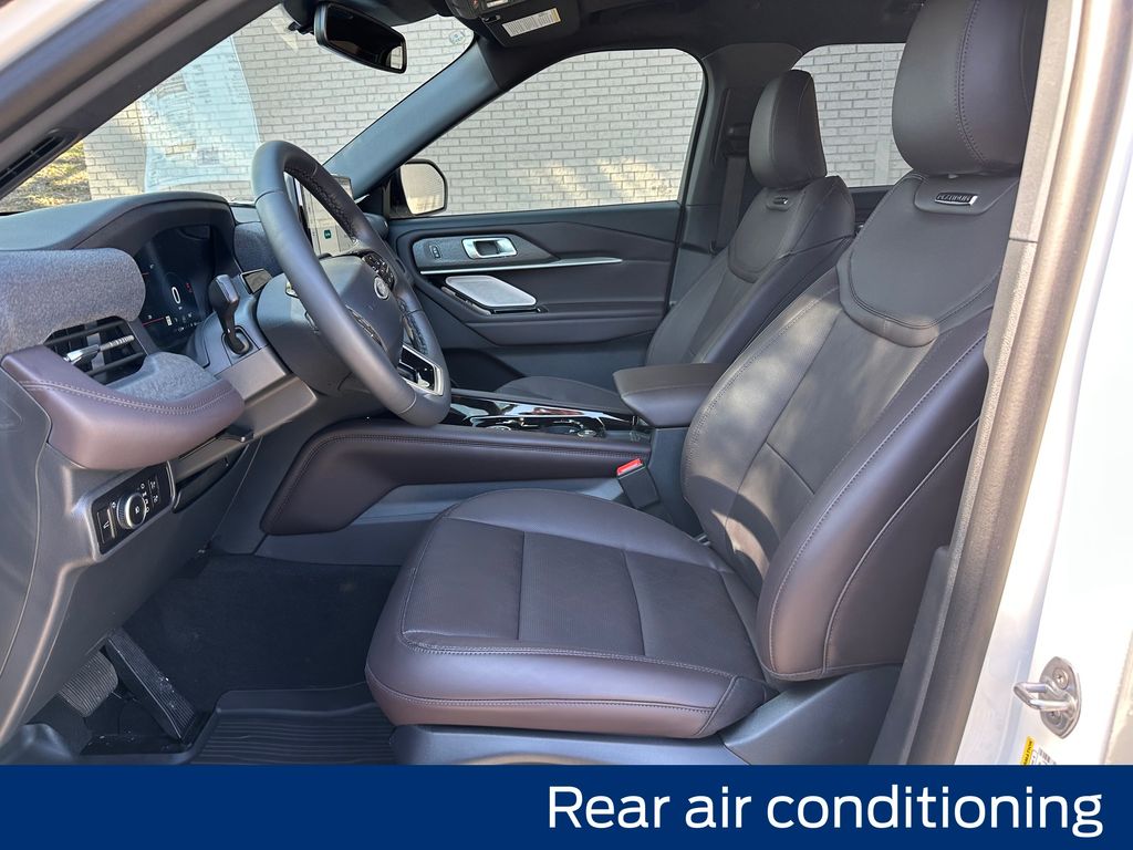 New 2026 Ford Explorer - photo 6