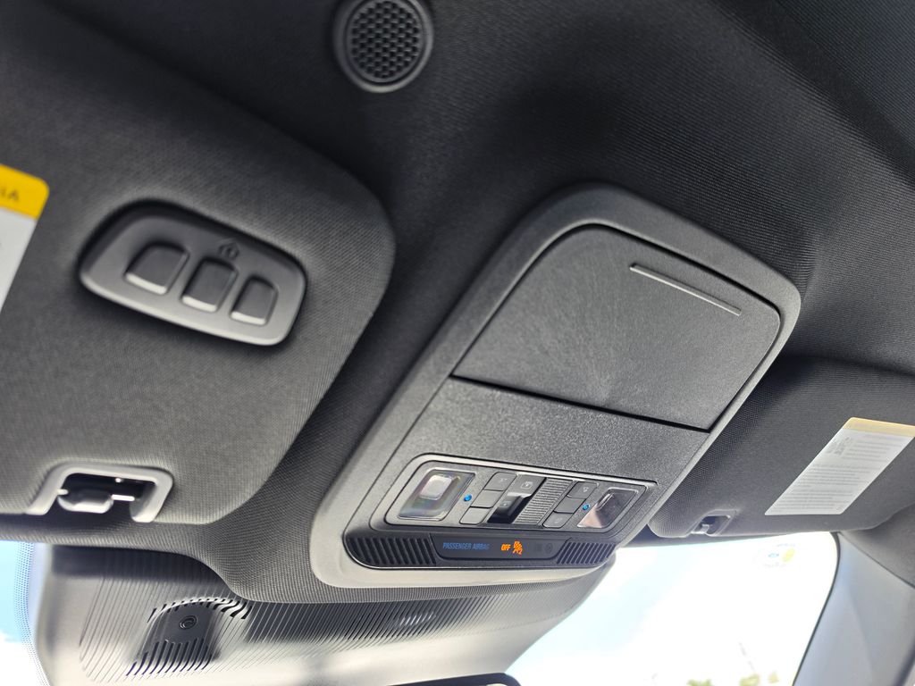 New 2026 Ford Explorer - photo 2