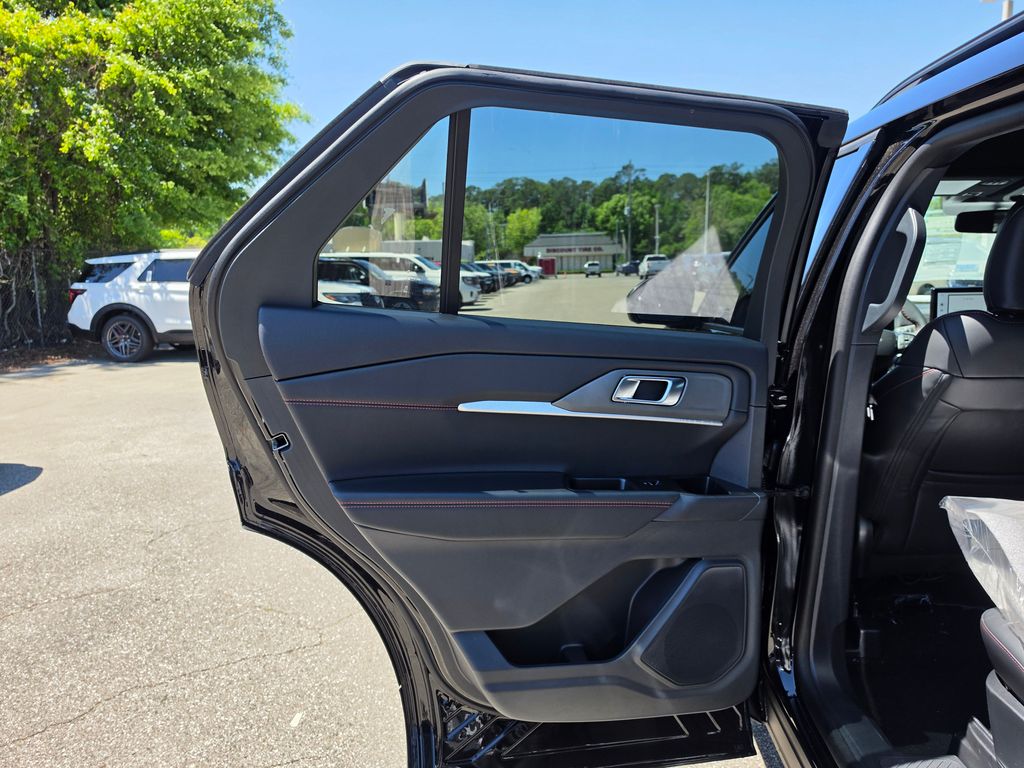 New 2026 Ford Explorer - photo 32