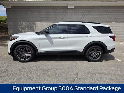 2026 Ford Explorer RWD SUV for sale #B12546 - photo 2