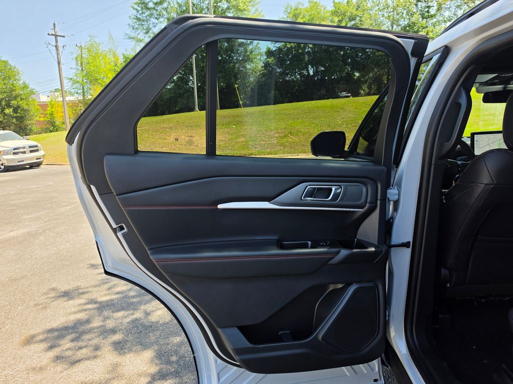 New 2026 Ford Explorer - photo 31