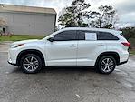 2017 Toyota Highlander FWD SUV for sale #GA68287A - photo 24