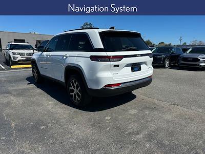 Used 2024 Jeep Grand Cherokee Limited 4x4 SUV for sale #P229577 - photo 2