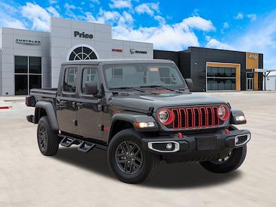 Used 2024 Jeep Gladiator - photo 1