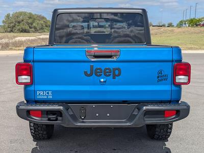 Used 2023 Jeep Gladiator - photo 1