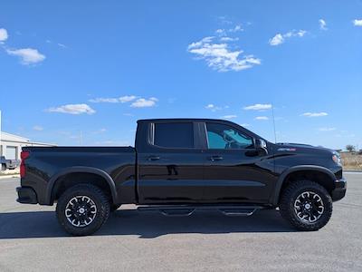 Used 2025 Chevrolet Silverado 1500 - photo 1
