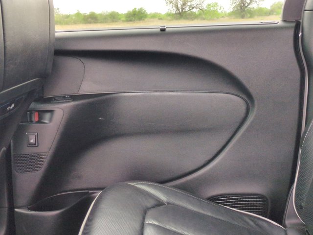 Used 2025 Chrysler Pacifica - photo 29