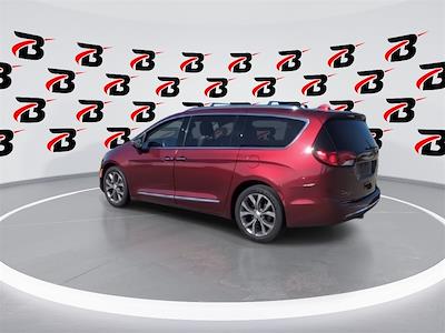 2018 Chrysler Pacifica FWD Minivan for sale #LJ80214A - photo 2