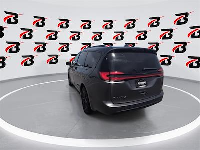 2022 Chrysler Pacifica FWD Minivan for sale #LR10144A - photo 2